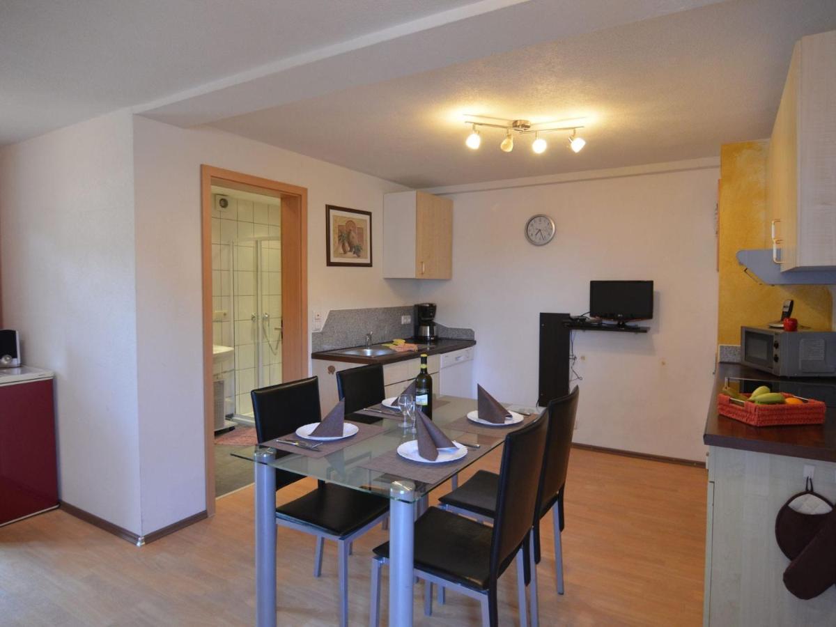 Apartment In Lechbruck Bavaria With Garden ภายนอก รูปภาพ